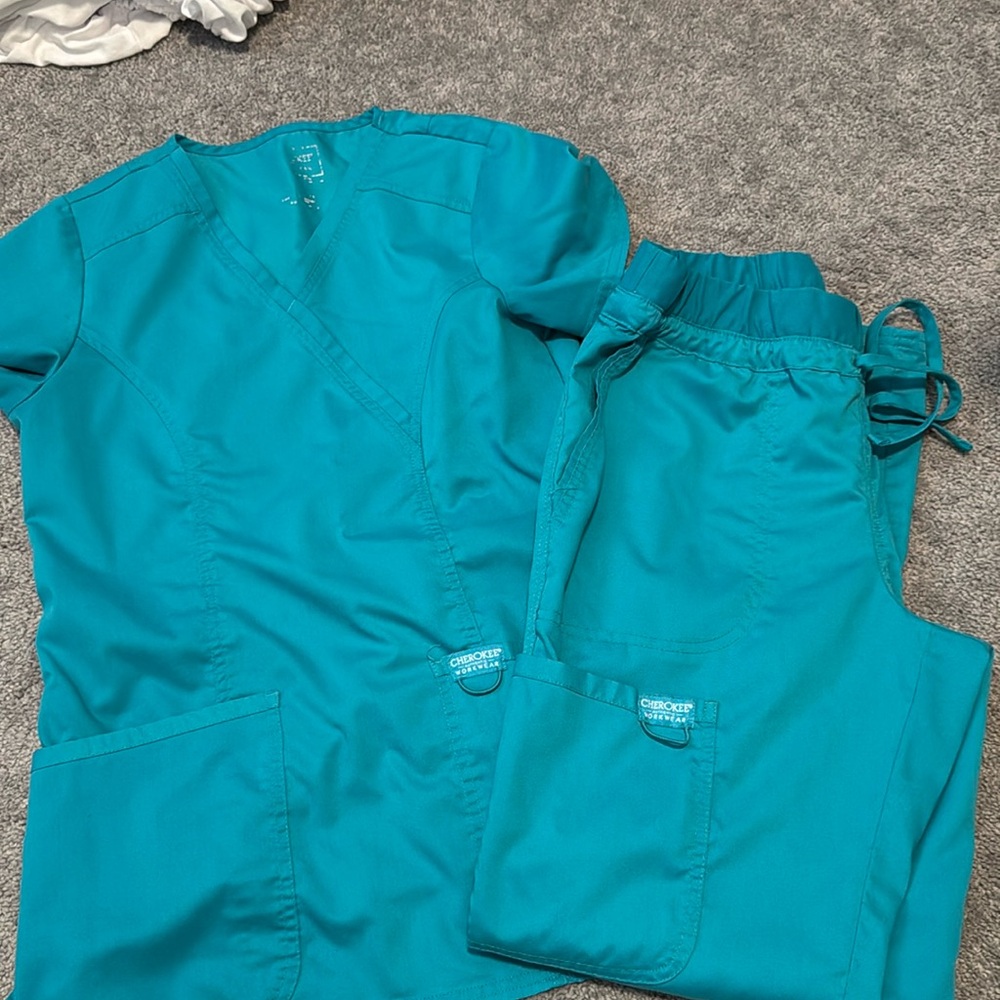 Teal scrub set